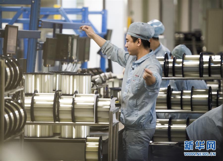 （壯麗70年&middot;奮斗新時(shí)代&mdash;&mdash;共和國(guó)發(fā)展成就巡禮&middot;圖文互動(dòng)）（1）潮涌楚天闊&mdash;&mdash;湖北砥礪奮進(jìn)70年譜寫(xiě)高質(zhì)量發(fā)展華章