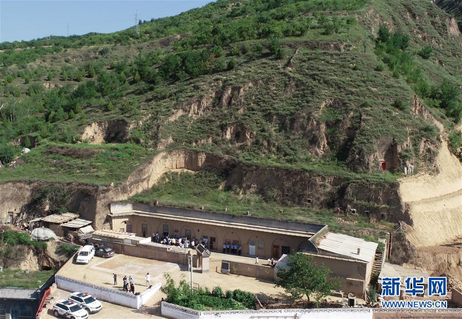 （壯麗70年&middot;奮斗新時(shí)代&mdash;&mdash;記者再走長(zhǎng)征路&middot;圖文互動(dòng)）（2）兩份報(bào)紙和一塊根據(jù)地&mdash;&mdash;紅軍長(zhǎng)征落腳陜北的偶然與必然