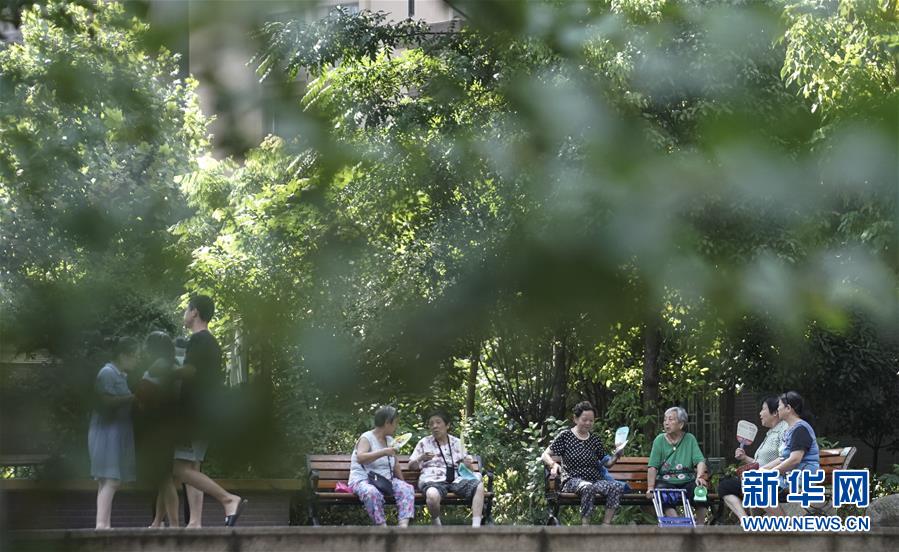 （習近平的民生關切事&middot;圖文互動）（6）為了夢圓安居，創(chuàng)造幸福生活&mdash;&mdash;習近平總書記牽掛的民生事之&ldquo;住有所居&rdquo;篇