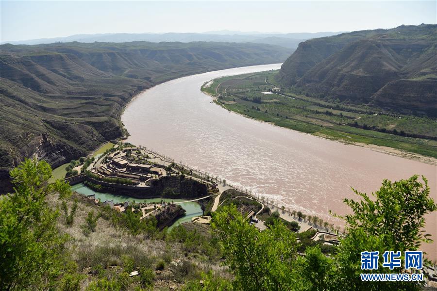 （新華全媒頭條&middot;壯麗70年&middot;奮斗新時代&mdash;&mdash;記者再走長征路&middot;圖文互動）（10）紅星，從這里照耀中國&mdash;&mdash;陜北見證中國革命的歷史轉(zhuǎn)折
