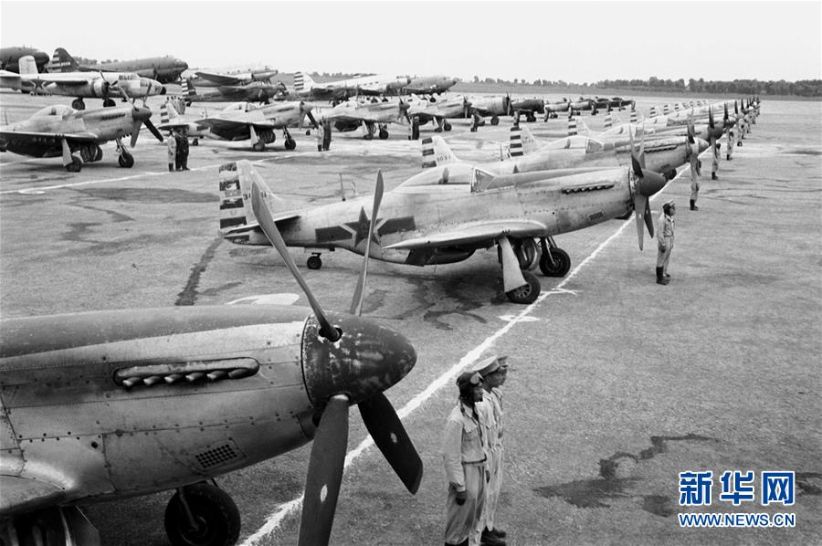 （壯麗70年&middot;奮斗新時(shí)代&mdash;&mdash;新中國崢嶸歲月&middot;圖文互動(dòng)）建設(shè)革命化、現(xiàn)代化、正規(guī)化的國防軍