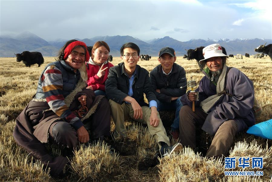 （在習(xí)近平新時(shí)代中國特色社會(huì)主義思想指引下&mdash;&mdash;新時(shí)代新作為新篇章&middot;總書記關(guān)心的百姓身邊事&middot;圖文互動(dòng))（1）&ldquo;我走進(jìn)大山，是為了讓你走出大山&rdquo;&mdash;&mdash;大學(xué)生支教故事