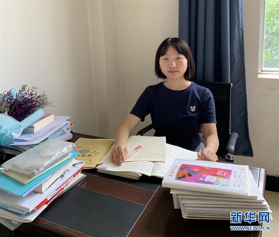 （在習(xí)近平新時(shí)代中國特色社會(huì)主義思想指引下&mdash;&mdash;新時(shí)代新作為新篇章&middot;總書記關(guān)心的百姓身邊事&middot;圖文互動(dòng))（2）&ldquo;我走進(jìn)大山，是為了讓你走出大山&rdquo;&mdash;&mdash;大學(xué)生支教故事