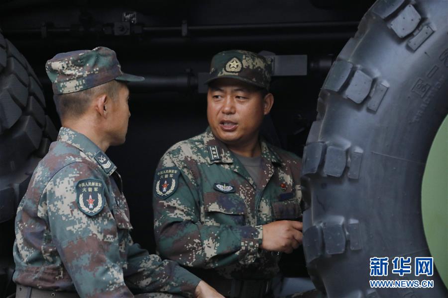 （圖文互動）袁紀(jì)云：帶好&ldquo;東風(fēng)快遞&rdquo;代表隊