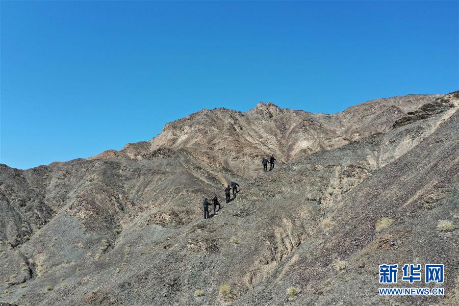 （愛國情 奮斗者&middot;圖文互動(dòng)）（9）印刻在戈壁上的名字