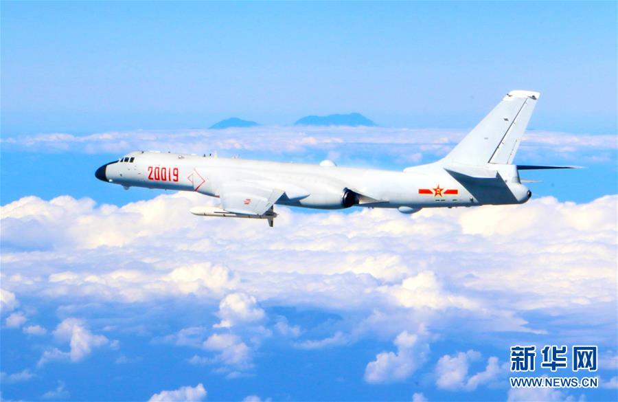 （人民空軍70年&middot;圖文互動）（8）我愛祖國的藍天&mdash;&mdash;空軍強軍主題紀(jì)念封8張&ldquo;同框照&rdquo;背后的故事 