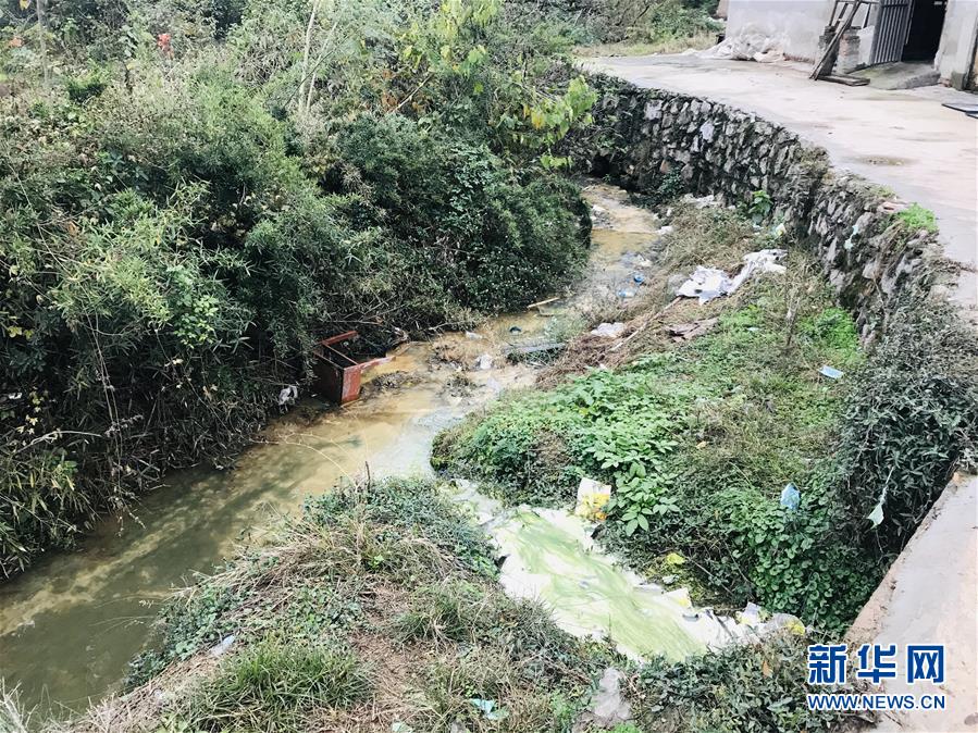 （新華調(diào)查&middot;國(guó)務(wù)院農(nóng)村人居環(huán)境大檢查&middot;圖文互動(dòng)）（3）農(nóng)村生活污水何處去？&mdash;&mdash;農(nóng)村污水治理&ldquo;梗阻&rdquo;現(xiàn)象調(diào)查