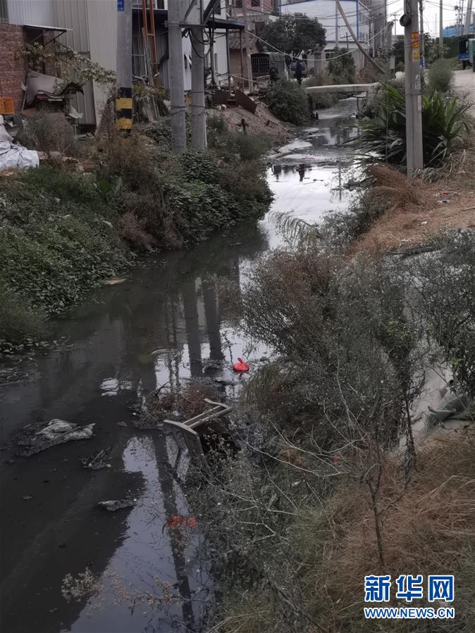 （新華調(diào)查&middot;國(guó)務(wù)院農(nóng)村人居環(huán)境大檢查&middot;圖文互動(dòng)）（4）農(nóng)村生活污水何處去？&mdash;&mdash;農(nóng)村污水治理&ldquo;梗阻&rdquo;現(xiàn)象調(diào)查