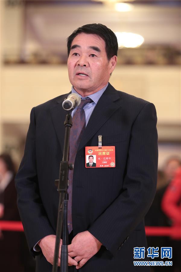 （兩會&middot;面對面）（7）全國政協(xié)委員接受采訪