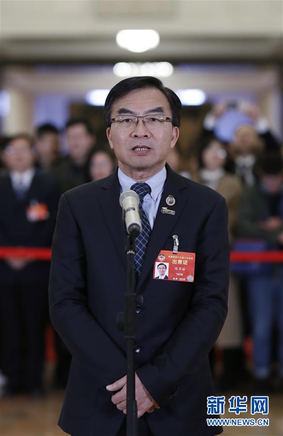 （兩會(huì)&middot;面對(duì)面&middot;XHDW）（8）全國政協(xié)委員接受采訪