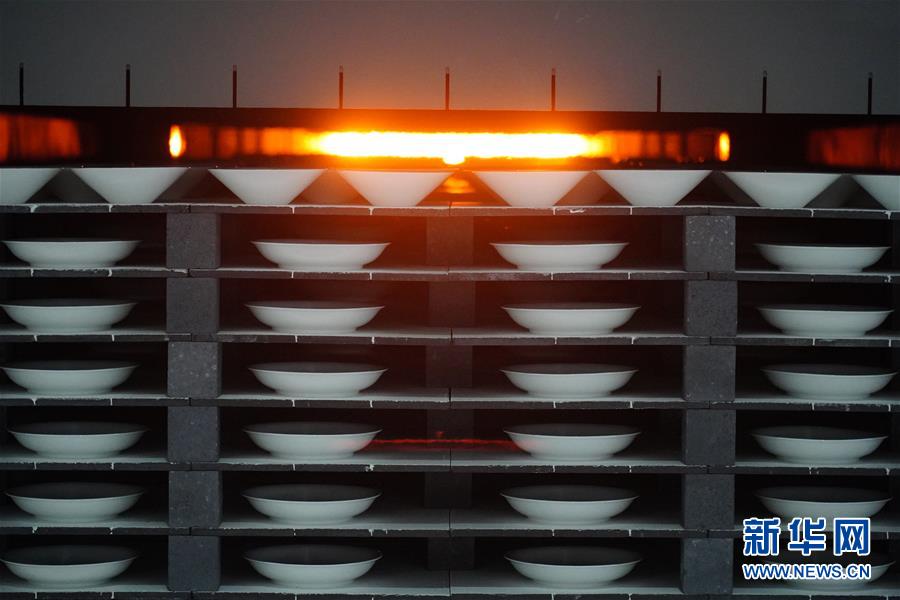 （新春走基層&middot;圖文互動）（6）瓷鼠鬧新春