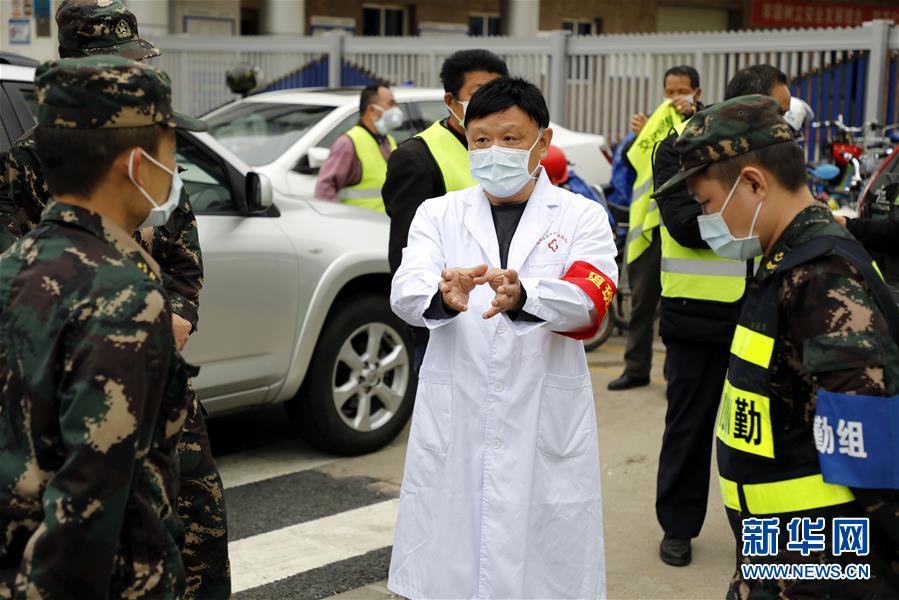 （聚焦疫情防控&middot;圖文互動(dòng)）待到櫻花盛開時(shí) 再回來(lái)吃一碗熱干面&mdash;&mdash;一對(duì)武漢兄弟的共同戰(zhàn)&ldquo;疫&rdquo;