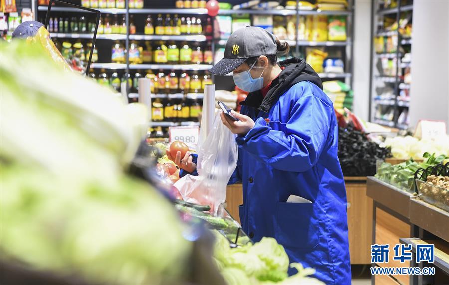 （聚焦疫情防控&middot;圖文互動）（4）&ldquo;排查越嚴(yán)密，群眾越安心&rdquo;&mdash;&mdash;重慶日均組織40多萬人有序排查疫情