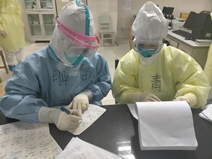 （一線抗疫群英譜&middot;圖文互動）（1）5名&ldquo;90后&rdquo;一線醫(yī)護(hù)人員的戰(zhàn)&ldquo;疫&rdquo;