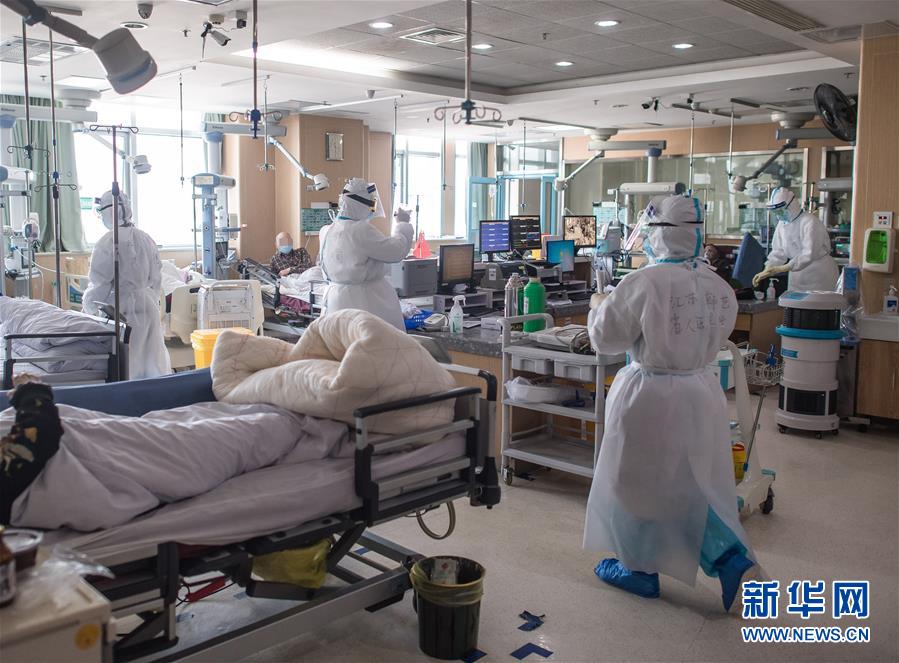 （新華全媒頭條&middot;圖文互動）（2）磨難壓不垮 奮起正當時&mdash;&mdash;習近平總書記在統(tǒng)籌推進新冠肺炎疫情防控和經(jīng)濟社會發(fā)展工作部署會議上的重要講話振奮人心凝聚力量