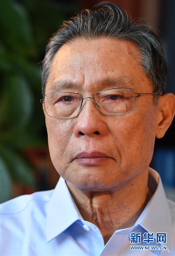 （新華全媒頭條&middot;圖文互動）（15）滄海橫流 英雄本色&mdash;&mdash;致敬抗疫一線的勇士們