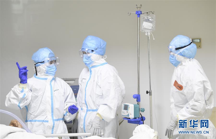 （一線抗疫群英譜&middot;圖文互動）（2）&ldquo;我已躬身入局，勢要共渡難關(guān)!&rdquo;&mdash;&mdash;戰(zhàn)&ldquo;疫&rdquo;一線醫(yī)生黃霞