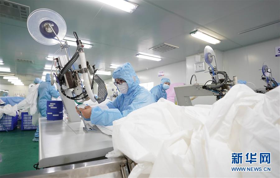 (在習(xí)近平新時(shí)代中國特色社會(huì)主義思想指引下——新時(shí)代新作為新篇章·習(xí)近平總書記關(guān)切事·圖文互動(dòng))(3)不獲全勝不收兵——決勝之地湖北戰(zhàn)“疫”進(jìn)行時(shí)