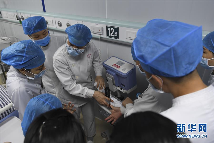 （圖文互動(dòng)）（1）&ldquo;你們逆行，我們護(hù)航&rdquo;&mdash;&mdash;廣西關(guān)愛一線醫(yī)務(wù)工作者見聞 