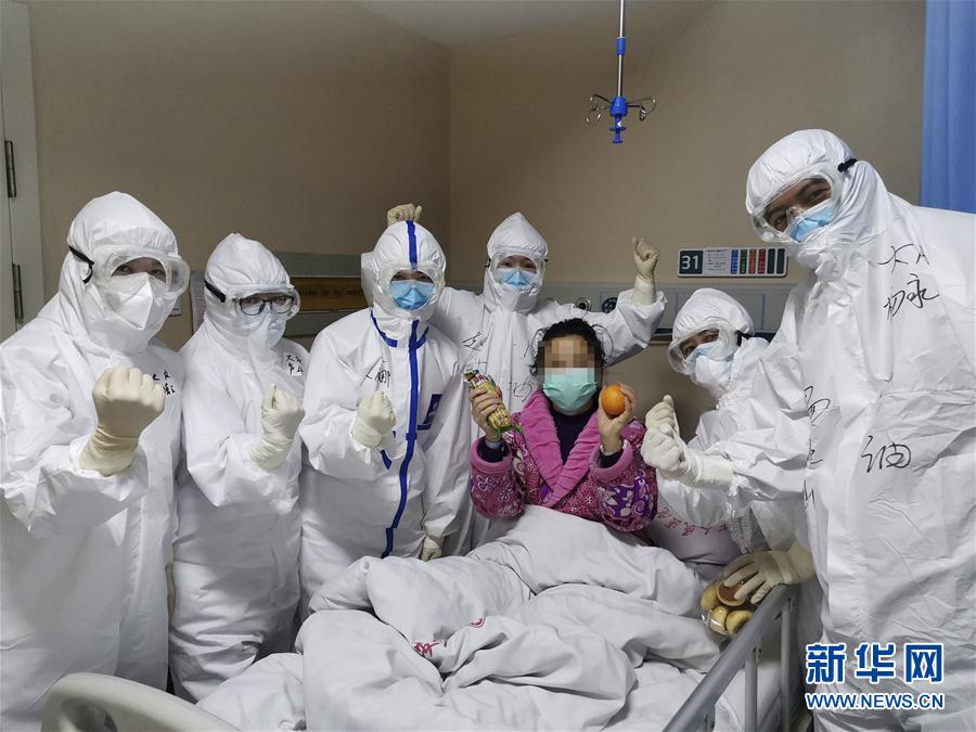 （在習(xí)近平新時代中國特色社會主義思想指引下&mdash;&mdash;新時代新作為新篇章&middot;習(xí)近平總書記關(guān)切事&middot;圖文互動）（10）不放松！&mdash;&mdash;各地努力抓緊抓實抓細(xì)疫情防控