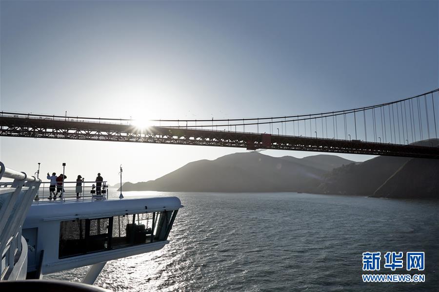 （國際&middot;圖文互動(dòng)）（1）發(fā)生新冠疫情的&ldquo;至尊公主&rdquo;號(hào)郵輪將?？颗f金山灣區(qū)