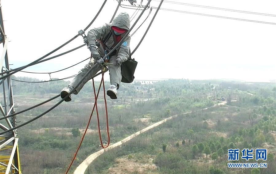 （新華全媒頭條&middot;圖文互動）（3）武漢24小時(shí)