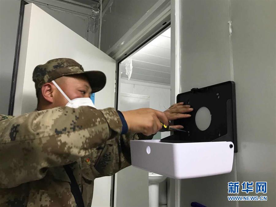 （新華全媒頭條&middot;圖文互動）（10）武漢24小時(shí)