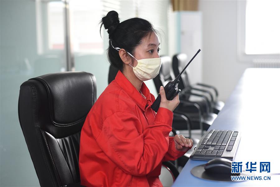 （圖文互動）（5）在戰(zhàn)&ldquo;疫&rdquo;中&ldquo;加油打氣&rdquo;&mdash;&mdash;大慶油田復(fù)工復(fù)產(chǎn)見聞