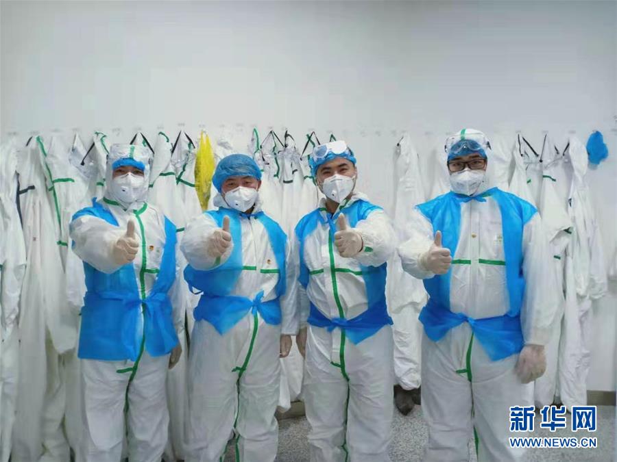 （習(xí)近平致敬的戰(zhàn)&ldquo;疫&rdquo;英雄&middot;志愿者篇&middot;圖文互動(dòng)）（2）他們，微光成炬照征程