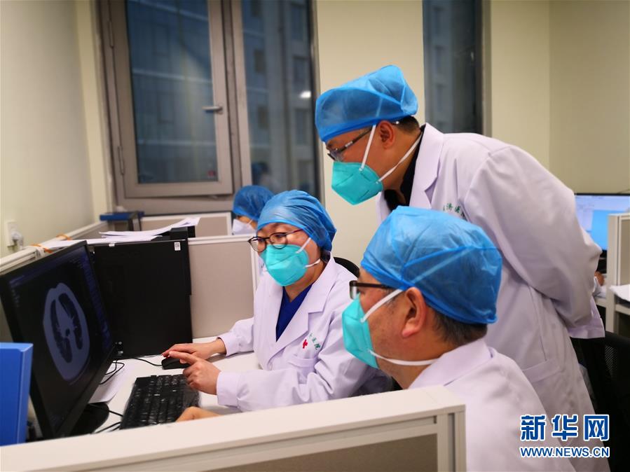 （一線抗疫群英譜&middot;圖文互動）一名白衣天使的&ldquo;逆行&rdquo;沖鋒&mdash;&mdash;記泰康同濟醫(yī)院感染十三科醫(yī)生石蕊