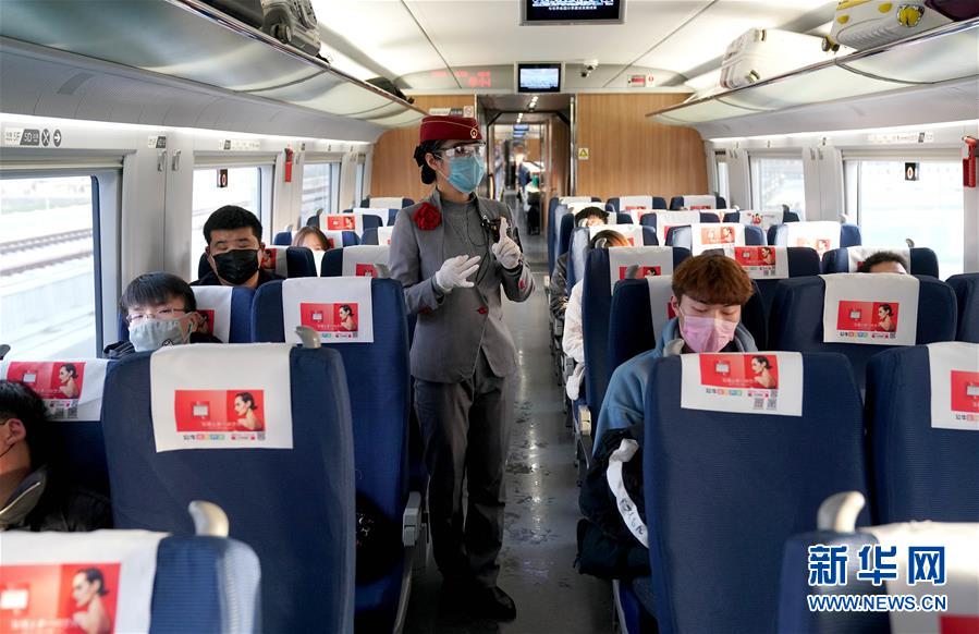 （新華全媒頭條&middot;圖文互動(dòng)）（6）沖寒已覺(jué)東風(fēng)暖&mdash;&mdash;記習(xí)近平總書記在浙江調(diào)研疫情防控和復(fù)工復(fù)產(chǎn)