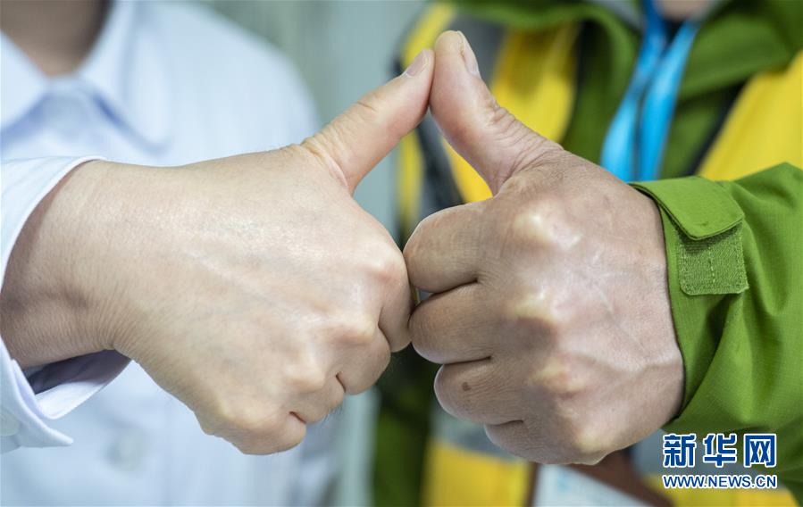 （新華全媒頭條&middot;圖文互動(dòng)）（16）致敬&ldquo;沉默的英雄&rdquo;&mdash;&mdash;記武漢火神山雷神山醫(yī)院的建設(shè)者