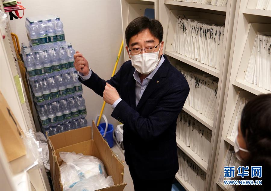 （香港故事&middot;圖文互動(dòng)）（3）從&ldquo;非典&rdquo;到新冠，一位香港醫(yī)生親歷的兩次抗疫