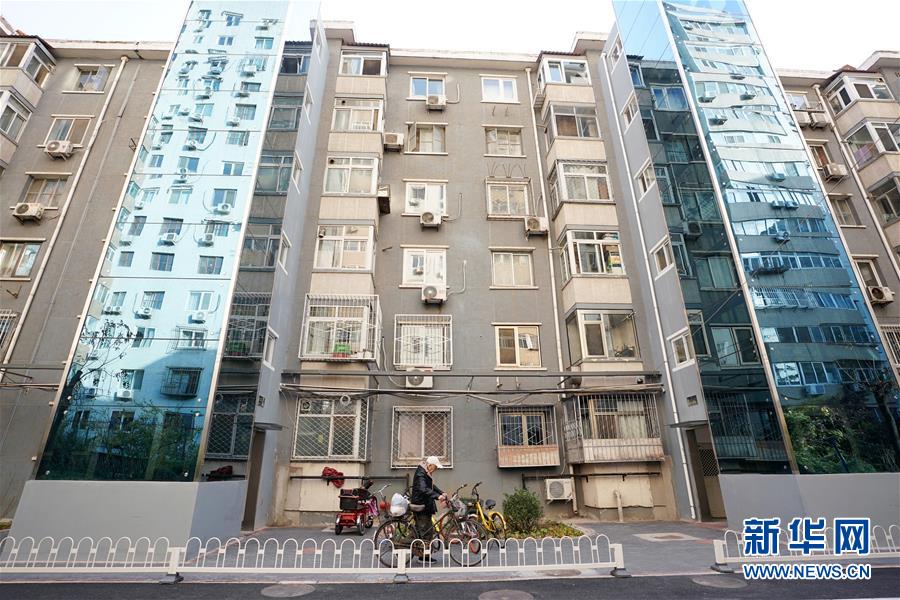（新華全媒頭條&middot;圖文互動(dòng)）（2）88級(jí)臺(tái)階，終于不再是座&ldquo;山&rdquo;？&mdash;&mdash;北京老舊小區(qū)加裝電梯現(xiàn)狀調(diào)查