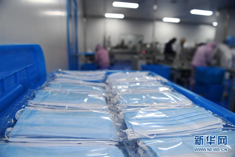 （聚焦復(fù)工復(fù)產(chǎn)&middot;圖文互動）（3）新疆阿拉山口積極復(fù)工復(fù)產(chǎn)