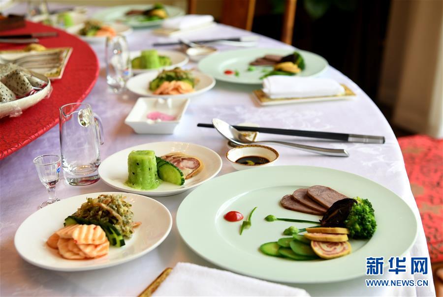 （聚焦復(fù)工復(fù)產(chǎn)&middot;圖文互動）（2）&ldquo;分得安心，吃得放心&rdquo;&mdash;&mdash;豫菜老字號的復(fù)工見聞