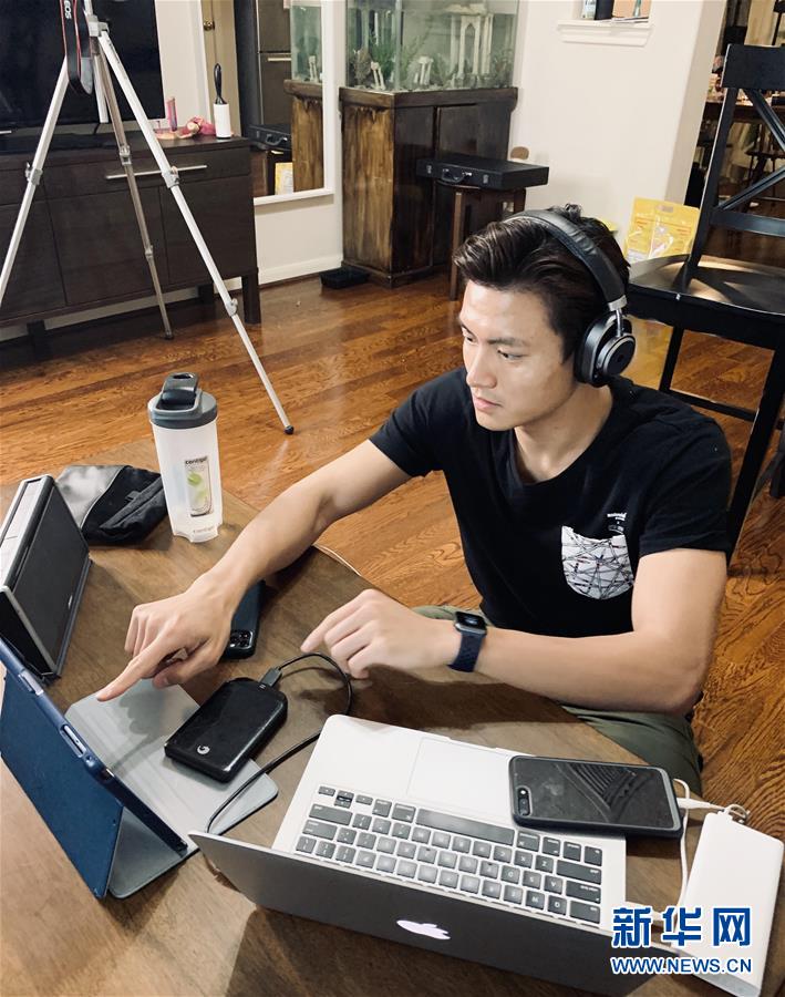 (國(guó)際·圖文互動(dòng))(2)以“舞”抗“疫”——休斯敦中國(guó)舞蹈家開(kāi)設(shè)公益網(wǎng)課