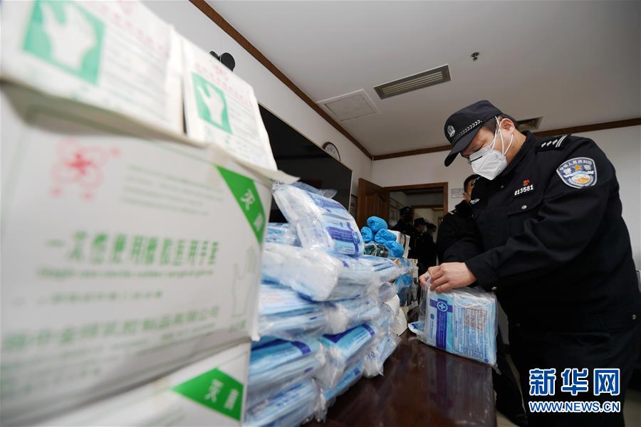 （聚焦疫情防控&middot;圖文互動）（10）在戰(zhàn)&ldquo;疫&rdquo;大考中不斷進步&mdash;&mdash;中國抗疫治理能力的生動實踐