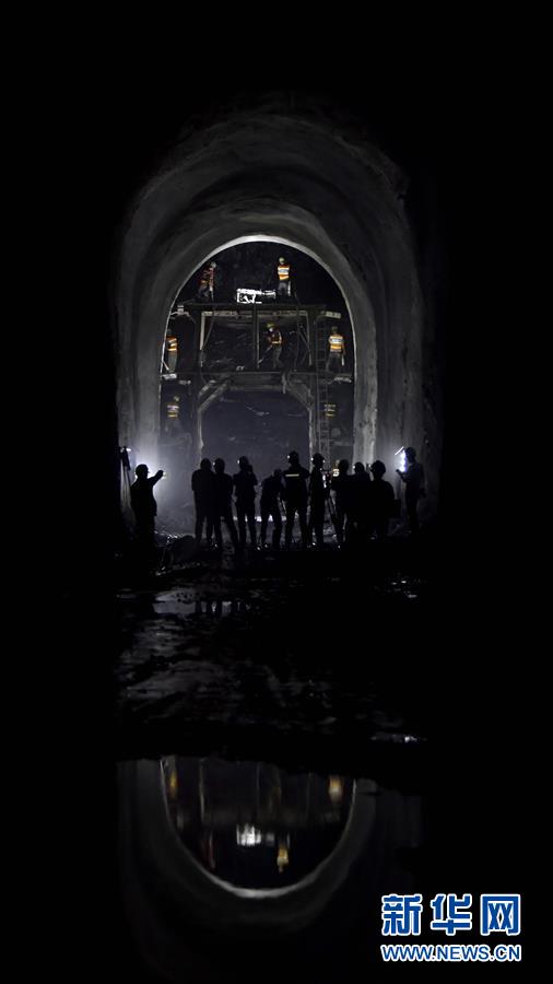 (圖文互動(dòng))(6)“最難掘進(jìn)隧道”大柱山隧道貫通