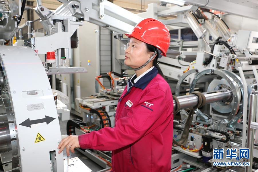 （新華全媒頭條&middot;圖文互動(dòng)）（4）這個(gè)春天，追尋奮斗者的腳步&mdash;&mdash;寫在2020年&ldquo;五一&rdquo;國際勞動(dòng)節(jié)到來之際