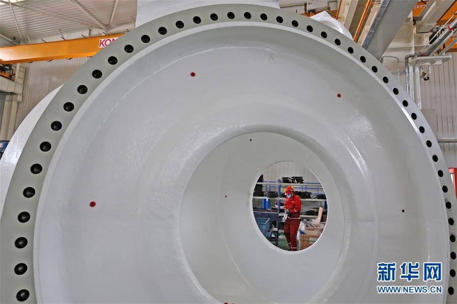 （聚焦復工復產(chǎn)&middot;圖文互動）（1）聆聽復蘇的腳步&mdash;&mdash;新疆企業(yè)一線生產(chǎn)見聞