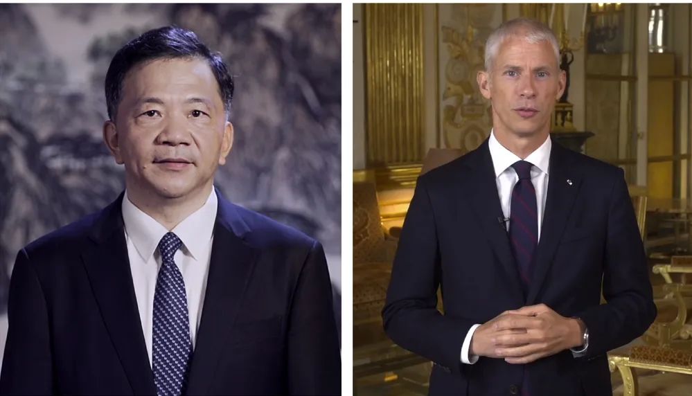 中宣部副部長，中央廣播電視總臺(tái)臺(tái)長、  總編輯慎海雄與法國文化部部長弗蘭克&middot;里斯特  共同宣布項(xiàng)目啟動(dòng)