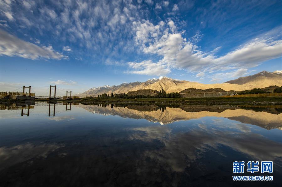 （新華全媒頭條&middot;圖文互動(dòng)）（10）飛吧，&ldquo;帕米爾雄鷹&rdquo;！