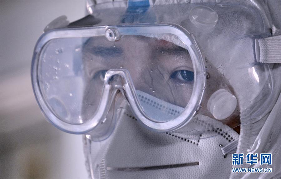 （新華全媒頭條&middot;圖文互動）（10）構筑守護城市、守護生命的堅強防線&mdash;&mdash;北京開展大規(guī)模核酸檢測