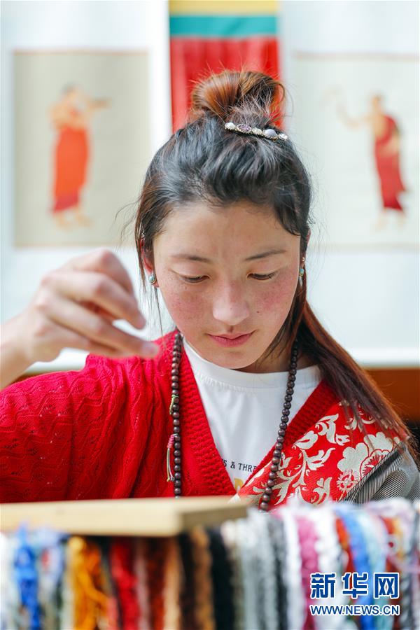 （圖文互動(dòng)）（11）雪山草地展新貌&mdash;&mdash;四川阿壩州脫貧奔小康紀(jì)實(shí)