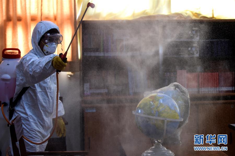 （國(guó)際&middot;圖文互動(dòng)）（12）特稿：穿越寒暑 無(wú)問(wèn)西東&mdash;&mdash;寫(xiě)在新冠疫情構(gòu)成&ldquo;國(guó)際關(guān)注的突發(fā)公共衛(wèi)生事件&rdquo;半年之際