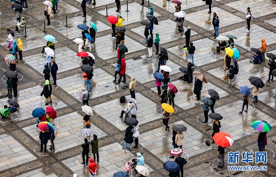 （國(guó)際&middot;圖文互動(dòng)）（22）特稿：穿越寒暑 無(wú)問(wèn)西東&mdash;&mdash;寫(xiě)在新冠疫情構(gòu)成&ldquo;國(guó)際關(guān)注的突發(fā)公共衛(wèi)生事件&rdquo;半年之際