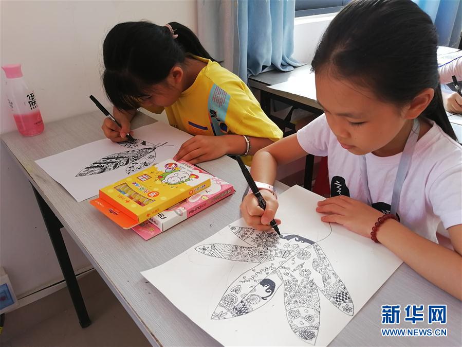 （特別的暑期生活&middot;圖文互動）（1）她們的愿望，在這個假期實現(xiàn)&mdash;&mdash;廣西隆安易地扶貧搬遷安置區(qū)暑期見聞