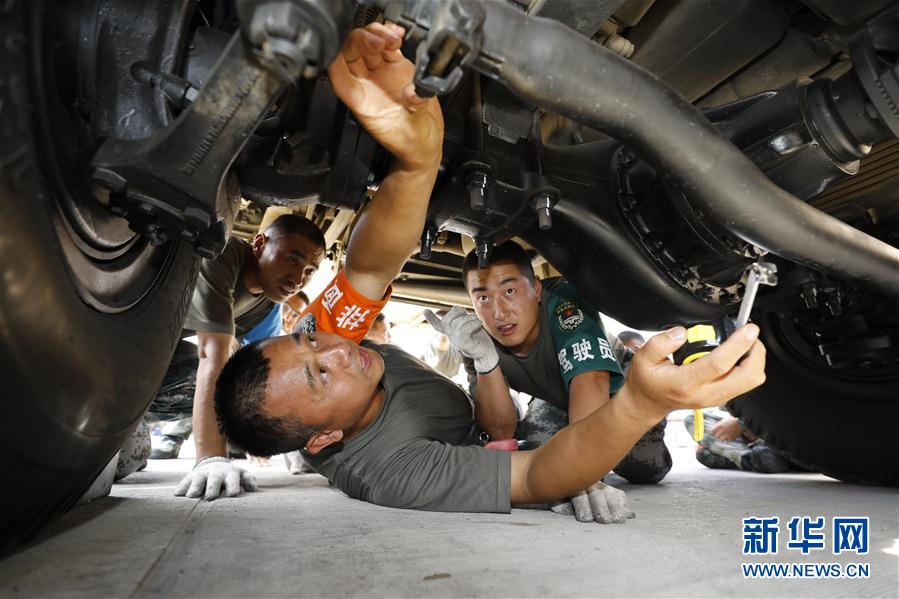 （圖文互動(dòng)）（5）亮劍沙場(chǎng)的&ldquo;千分尺&rdquo;&mdash;&mdash;記&ldquo;最美新時(shí)代革命軍人&rdquo;張俊凱