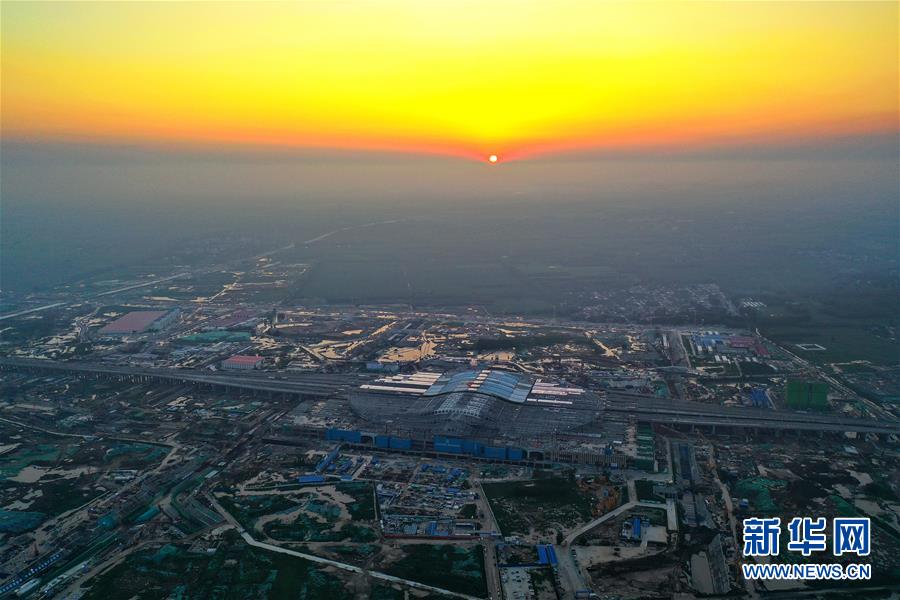 （新華全媒頭條&middot;圖文互動(dòng)）（18）&ldquo;1毫米&rdquo;之內(nèi)的智慧與引領(lǐng)&mdash;&mdash;寫(xiě)在智能高鐵京雄城際全線軌道貫通之際